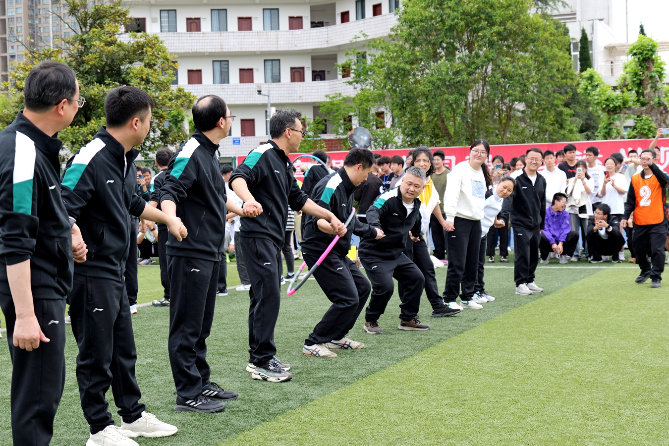 内江管理服务分工会-比赛—刘洪春_副本.jpg 内江管理服务分工会-比赛—刘洪春_副本.jpg