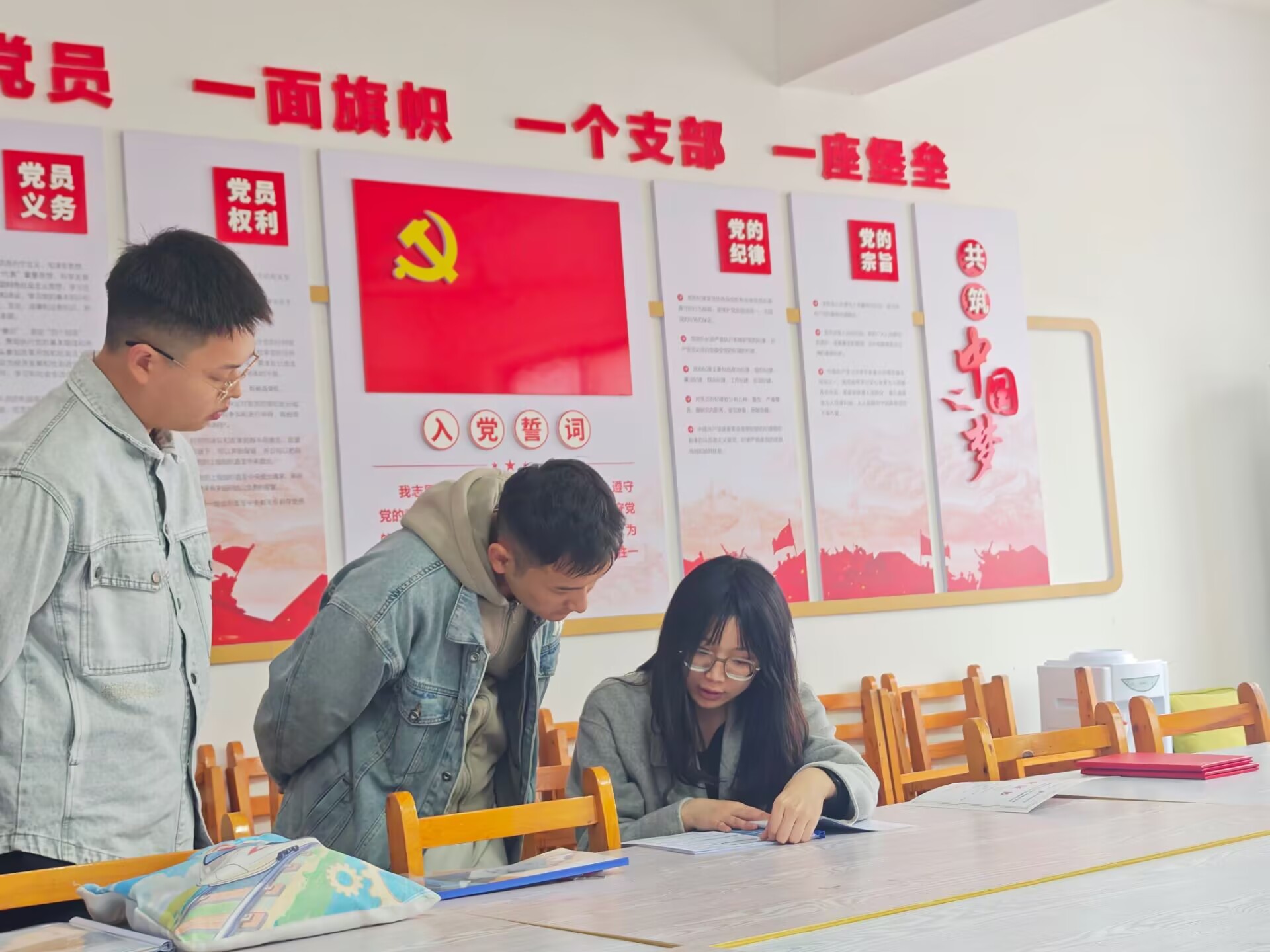 29fbaf3075cd3c2bc09515ddd97df231.jpg 29fbaf3075cd3c2bc09515ddd97df231.jpg