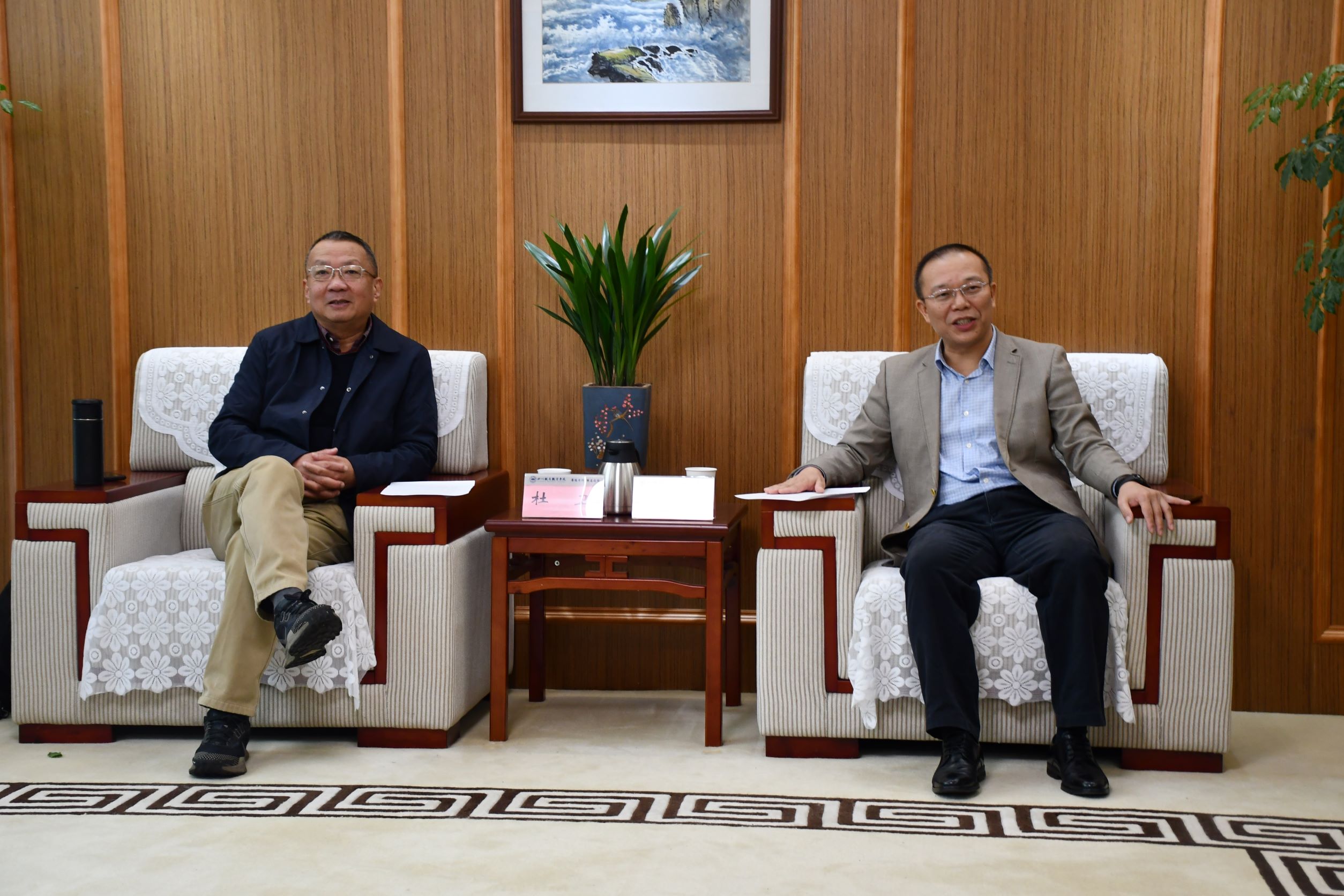 DSC_5192.JPG DSC_5192.JPG