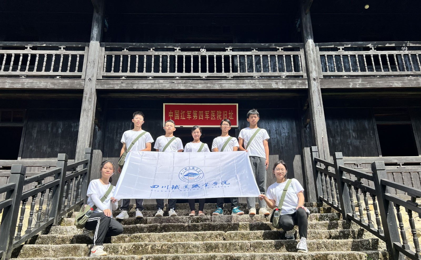 IMG_0595.JPG IMG_0595.JPG