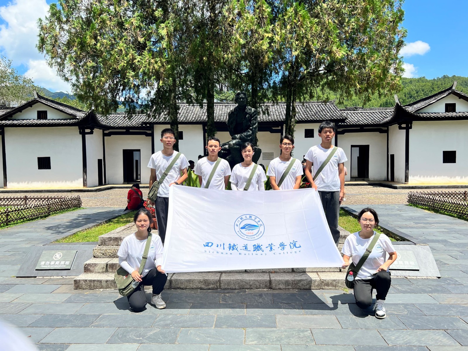 IMG_0629.JPG IMG_0629.JPG