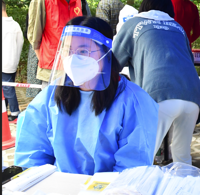 胡皓月.png 胡皓月.png