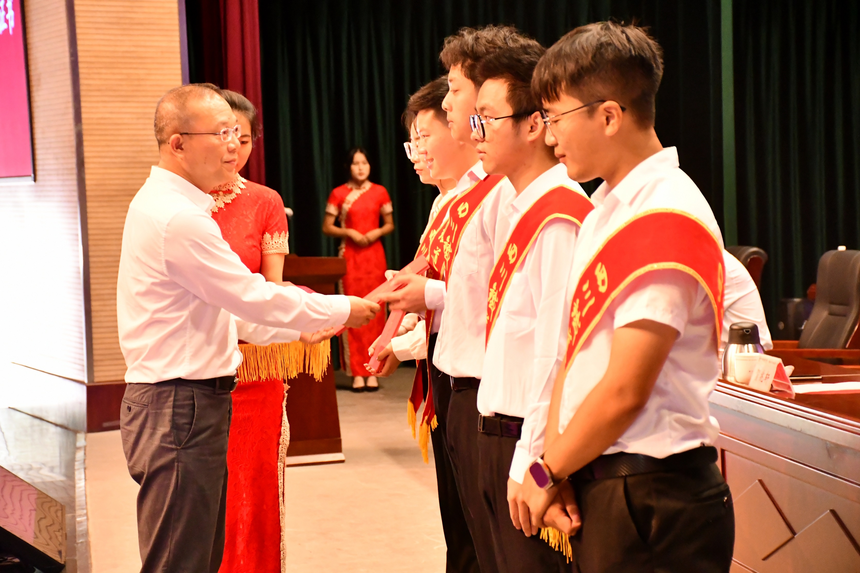 DSC_3058.JPG DSC_3058.JPG